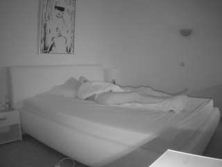 voyeurcam-julmod... Live Webcam on CamSoda