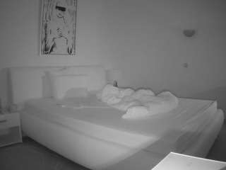 voyeurcam-julmodels-reallife-2