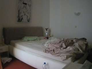 voyeurcam-julmodels-reallife-2