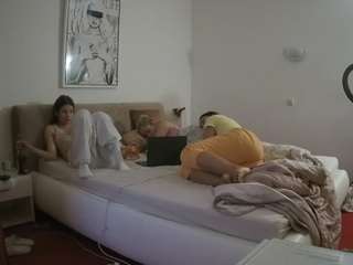 voyeurcam-julmodels-reallife-2 - Live Cam