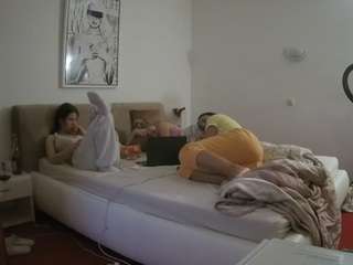 voyeurcam-julmodels-reallife-2