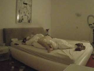 voyeurcam-julmodels-reallife-2 Webcam Model Profile