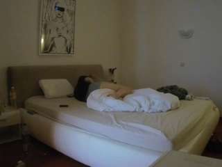 voyeurcam-julmodels-reallife-2 Webcam Model Profile
