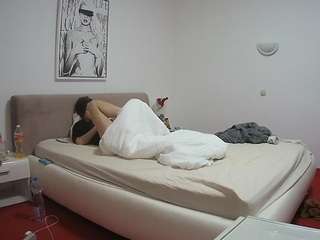 voyeurcam-julmodels-reallife-2