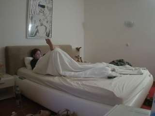 voyeurcam-julmodels-reallife-2 Webcam Model Profile