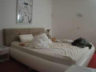 voyeurcam-julmodels-reallife-2 Webcam Model Profile