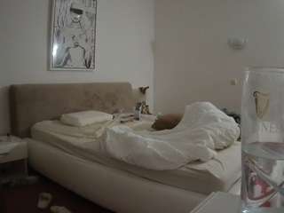 voyeurcam-julmodels-reallife-2