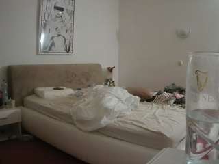 voyeurcam-julmodels-reallife-2