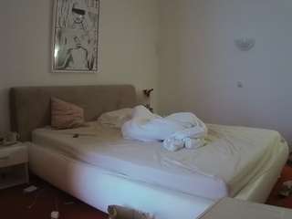 voyeurcam-julmodels-reallife-2