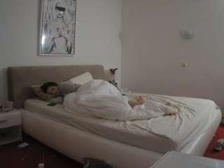 voyeurcam-julmodels-reallife-2