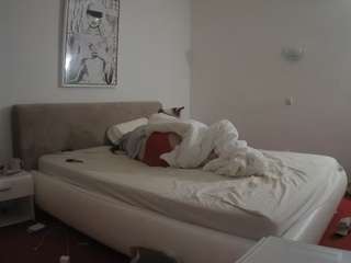 voyeurcam-julmodels-reallife-2