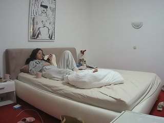 voyeurcam-julmodels-reallife-2