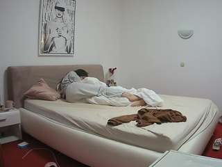 voyeurcam-julmodels-reallife-2