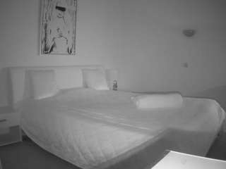 voyeurcam-julmod... Live Webcam on CamSoda