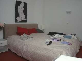 voyeurcam-julmod... Live Webcam on CamSoda