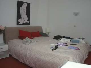 voyeurcam-julmod... Live Webcam on CamSoda