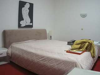 voyeurcam-julmodels-reallife-2