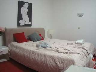 voyeurcam-julmodels-reallife-2