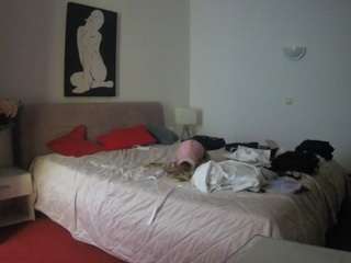 voyeurcam-julmodels-reallife-2