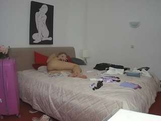 voyeurcam-julmodels-... webcam