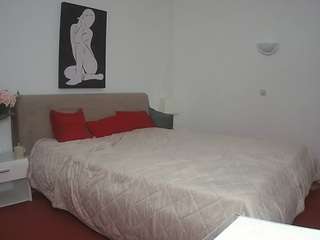 voyeurcam-julmod... Live Webcam on CamSoda