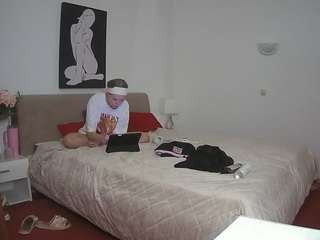 voyeurcam-julmodels-reallife-2