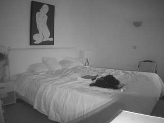 voyeurcam-julmodels-reallife-2