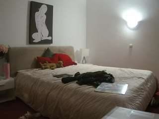 voyeurcam-julmodels-reallife-2 camsoda