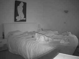  voyeurcam-julmodels-reallife-2 chat room