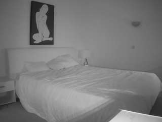 voyeurcam-julmodels-reallife-2