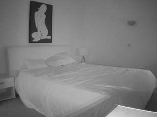voyeurcam-julmodels-reallife-2