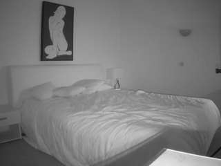 voyeurcam-julmodels-reallife-2