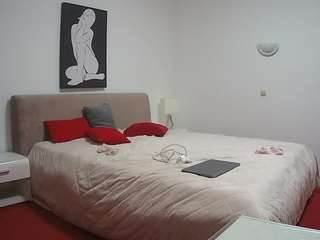 voyeurcam-julmodels-reallife-2 camsoda