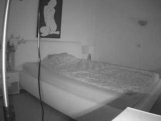 voyeurcam-julmodels-reallife-2