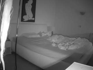 voyeurcam-julmod... Live Webcam on CamSoda