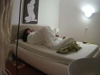 voyeurcam-julmodels-reallife-2