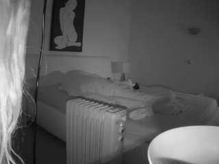 voyeurcam-julmodels-reallife-2