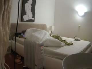 voyeurcam-julmodels-reallife-2