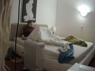 voyeurcam-julmodels-reallife-2