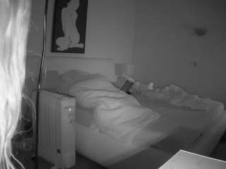 voyeurcam-julmodels-reallife-2