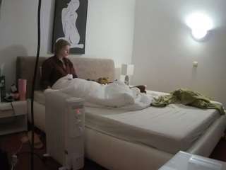 voyeurcam-julmodels-reallife-2