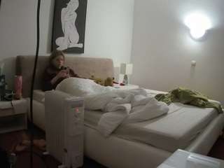 voyeurcam-julmodels-reallife-2