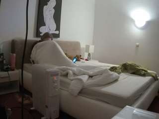 voyeurcam-julmodels-reallife-2