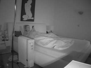 voyeurcam-julmod... Live Webcam on CamSoda