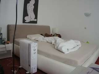 voyeurcam-julmodels-reallife-2 Hidden cam live webcam