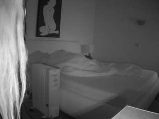 voyeurcam-julmodels-reallife-2