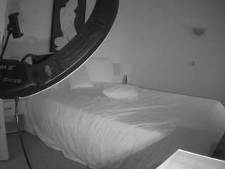 voyeurcam-julmodels-reallife-2