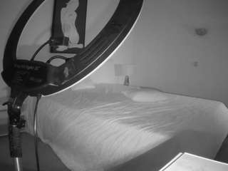 voyeurcam-julmodels-reallife-2