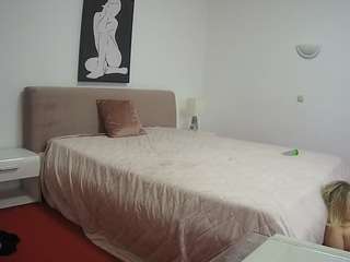 voyeurcam-julmodels-reallife-2 webcam model