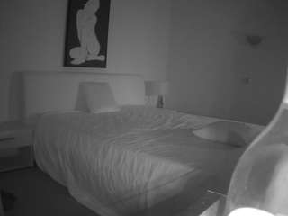 voyeurcam-julmodels-reallife-2